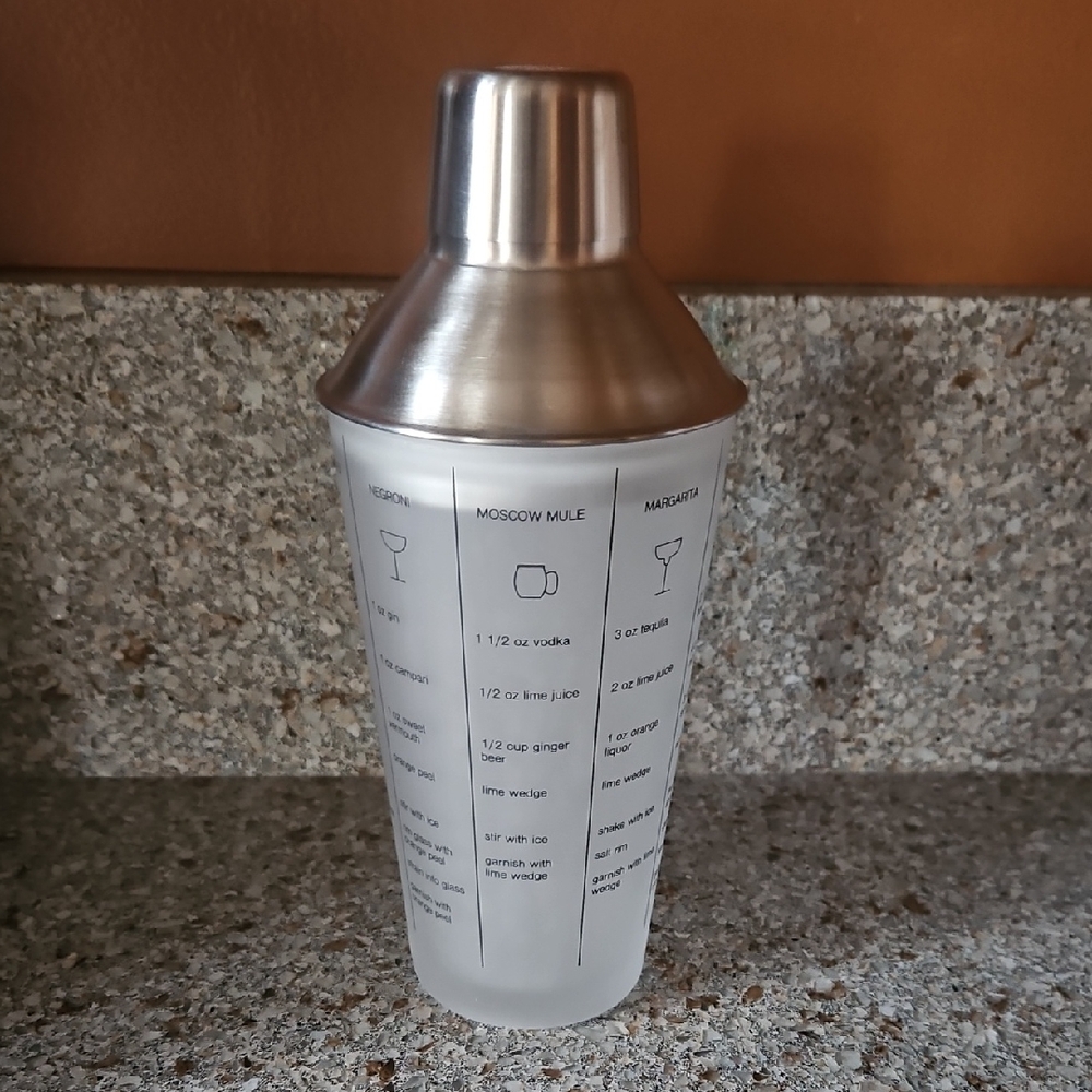 Frosted Glass Cocktail Shaker with Stainless Steel Lid
